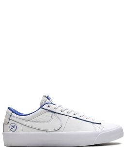 Nike: Белые кроссовки  Blazer Low