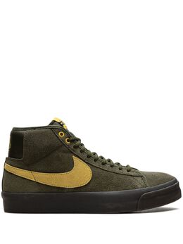 Nike: Зелёные кроссовки  Zoom Blazer