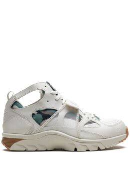 Nike: Белые кроссовки  Huarache