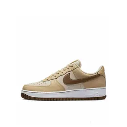 NIKE: Бежевые кроссовки  Air Force 1