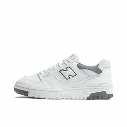 New Balance: Белые кроссовки  550