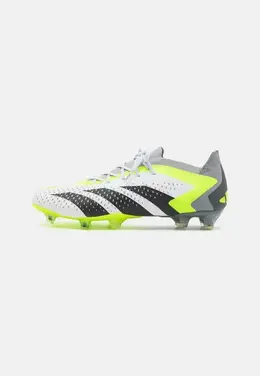 adidas: Белые кроссовки  Predator