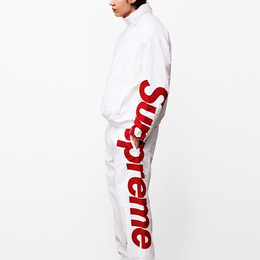 Supreme: Белая куртка 