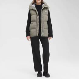 Canada Goose: Зелёный жилет 