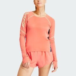 Adidas: Футболка 