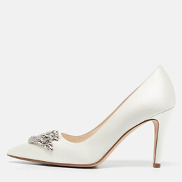 Manolo Blahnik: Белые туфли 