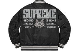 Supreme: Чёрная куртка 