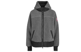 Canada Goose: Серая куртка 