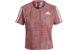 Adidas: Футболка 