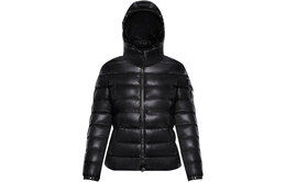 Moncler: Чёрный пуховик 