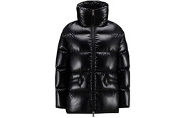 Moncler: Чёрный пуховик 