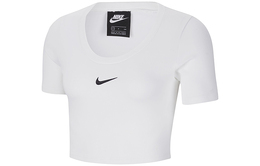 Nike: Короткий топ  Sportswear Essentials