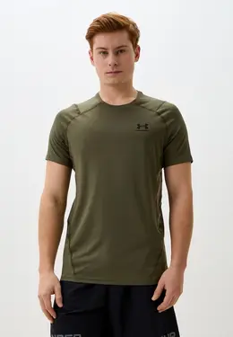 Under Armour: Спортивная футболка 