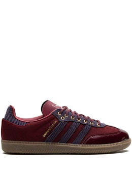 Adidas: Красные кроссовки  Samba