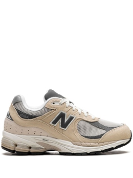 New Balance: Кроссовки  2002R