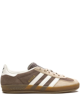 Adidas: Белые кроссовки  Gazelle Indoor