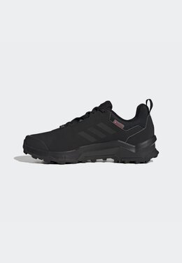 Adidas: Чёрные кроссовки  Terrex