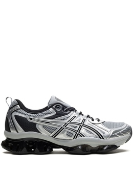 Asics: Серебристые кроссовки  Gel-Quantum
