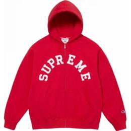 Supreme: Красная толстовка 