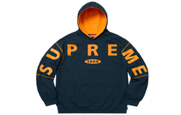 Supreme: Осенняя толстовка 