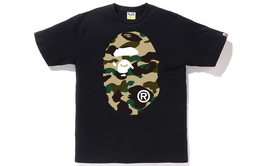 A BATHING APE: Чёрная футболка 