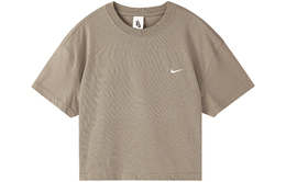 Nike: Короткий топ 