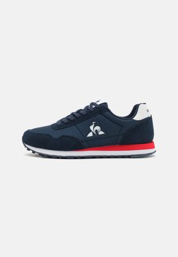 Le Coq Sportif: Тёмные кроссовки 