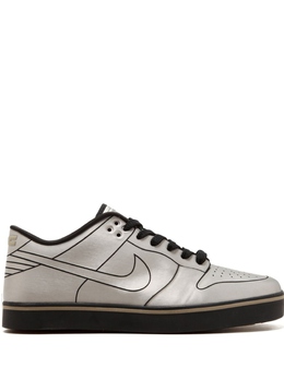 Nike: Серые кроссовки  Dunk
