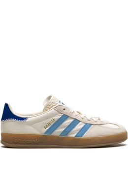 Adidas: Белые кроссовки  Gazelle Indoor