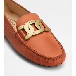 Tod's: Розовые мокасины  Kate Gommino