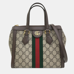 Gucci: Бежевая сумка  GG Supreme