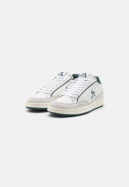 Le Coq Sportif: Белые кроссовки 