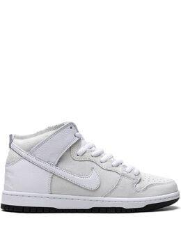 Nike: Белые кроссовки  Dunk High