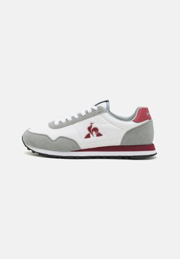 Le Coq Sportif: Белые кроссовки 