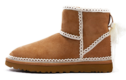 UGG: Коричневые ботинки  Classic Mini