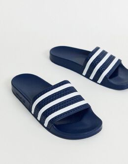 Adidas: Тёмные шлёпанцы  Adilette