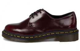 Dr.Martens: Красные туфли 