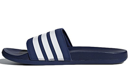 Adidas: Белые шлёпанцы  Adilette