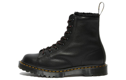 Dr.Martens: Чёрные ботинки 