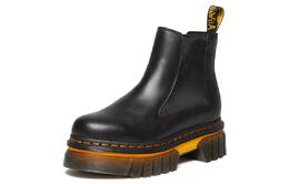 Dr.Martens: Чёрные ботинки 