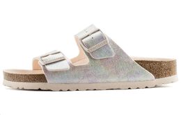 Birkenstock: Светлые шлёпанцы  Arizona