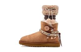 UGG: Коричневые ботинки  Bailey Bow II