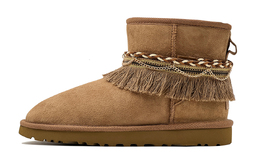 UGG: Бежевые ботинки  Classic Mini