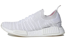 Adidas: Белые кроссовки  Originals NMD R1