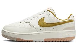 Nike: Серые кроссовки 