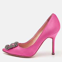 Manolo Blahnik: Розовые туфли  Hangisi