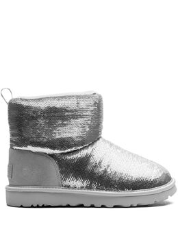 UGG: Серебристые ботинки  Classic Mini