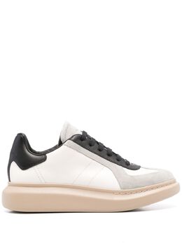 Alexander McQueen: Белые кроссовки  Oversized