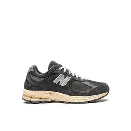 New Balance: Серые кроссовки  2002R