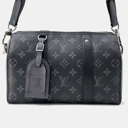 Louis Vuitton: Чёрная сумка 